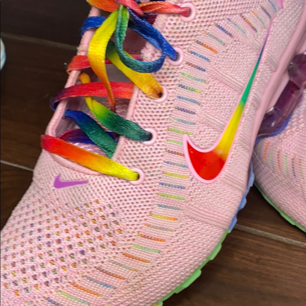 🌈 Nike Airmax size 8 🌈